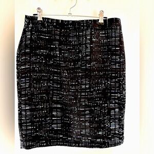 LOFT Tweed Pencil Skirt